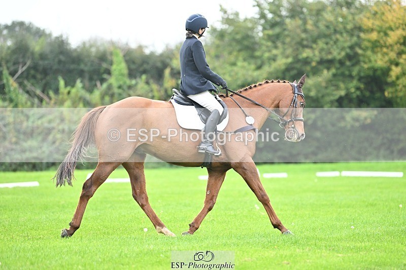 241024-100627-02095 - 308-Rachel.Lawson-RED.STAG