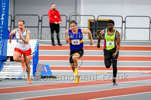 SeniorInd25-924887 - Track Male Set One