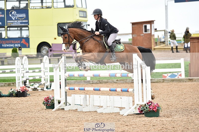 231013A-131538-01754 - Cls 3 1.05m Amateur Quali