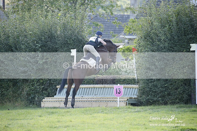  WWHT 171021 4073 - Open (1.00m)  17/10/21