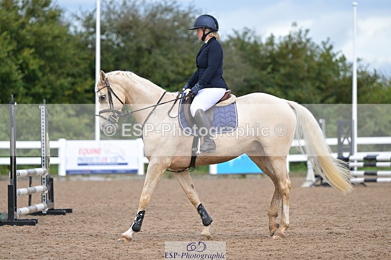 240925A-100454-00003 - Clear Round