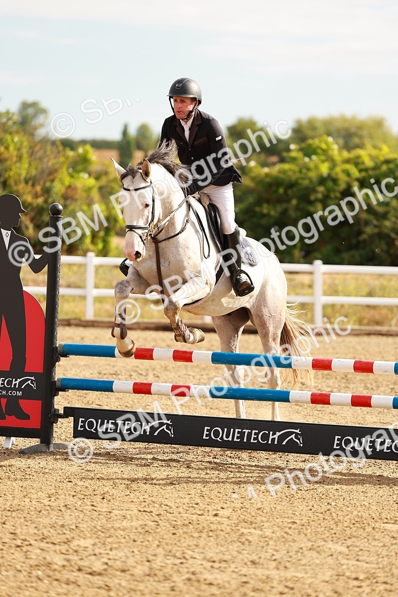 SBM_001915 - Class 8 - Clear Round