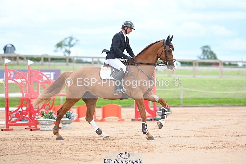 230721A-152341-07202 - Cls 10, 2 Star Big 1.45m Start to break