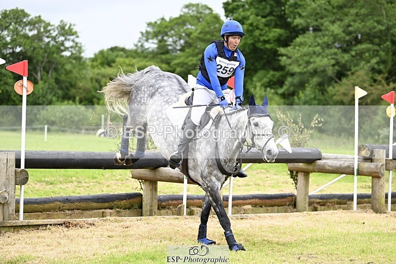 240623-110334-01360 - BE 90 XC 10-30 to 11.30