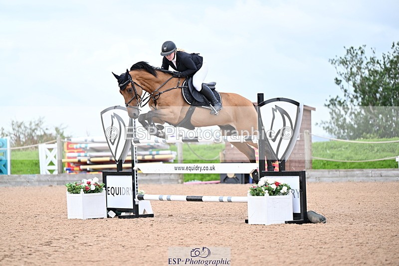240726A-133847-01475 - Cls 3 Snr Foxhunter