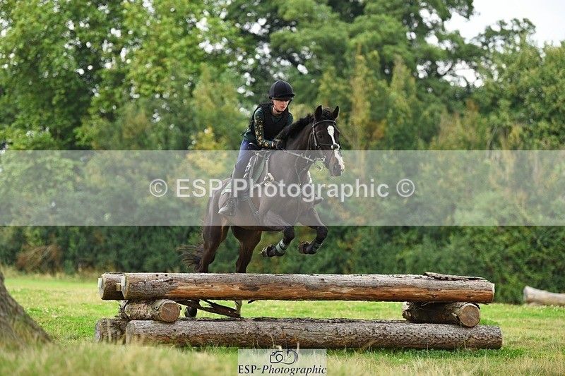 230817-130626-01977 - Kay's 1st Group - XC