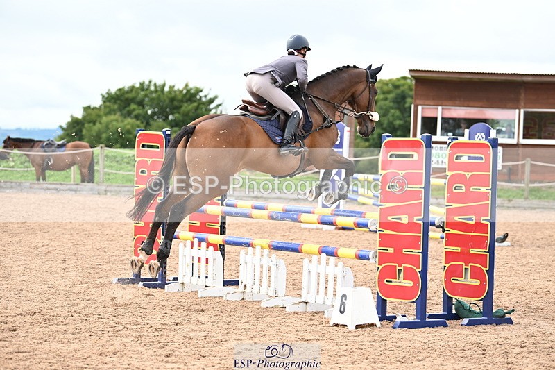 240908A-134555-04092 - Cls 15 U21 Intro 90cm-1.00m  Team Comp