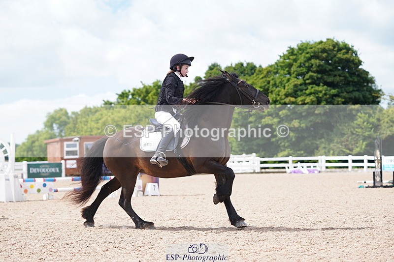 240809A-120102-00871 - Showjumping Competition