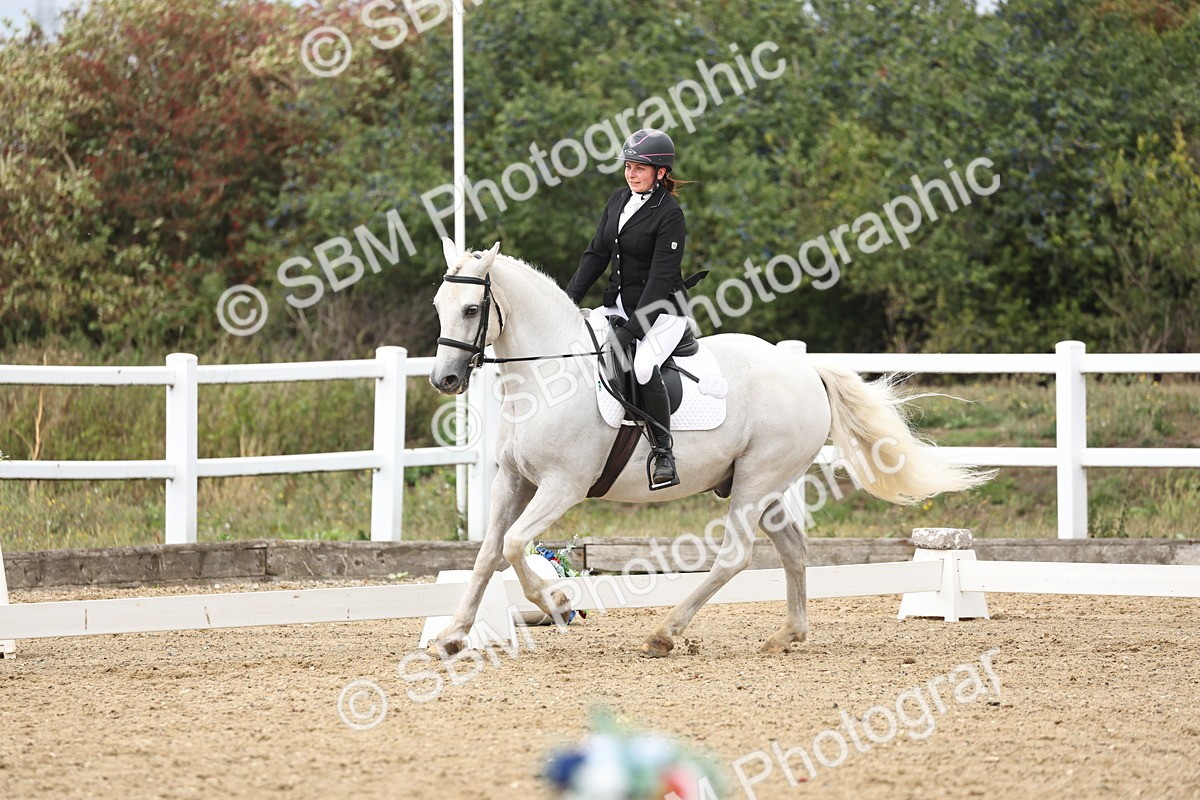 SBM_003737 - Class 8 - Novice 3 Champs