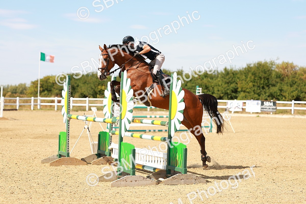 SBM_003940 - Class 15 - Senior 1.15m Open