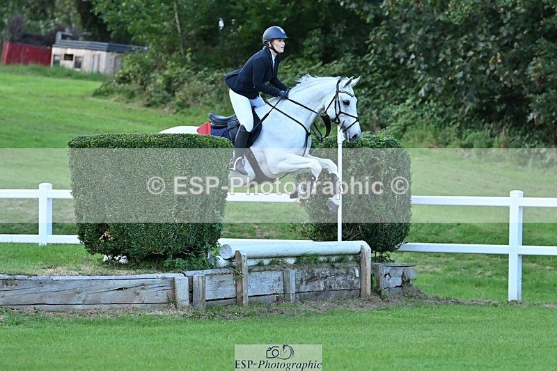 230909-190422-08253 - Cls 14 Snr 1m Derby