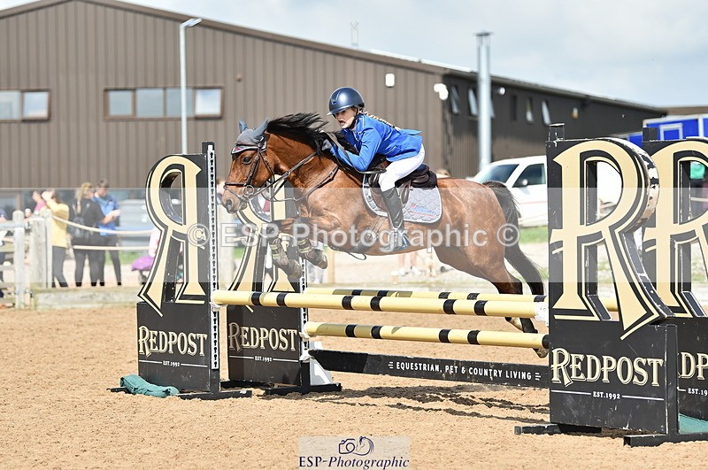 230902A-125038-01236 - Cls 3A Pony Medium 80cm