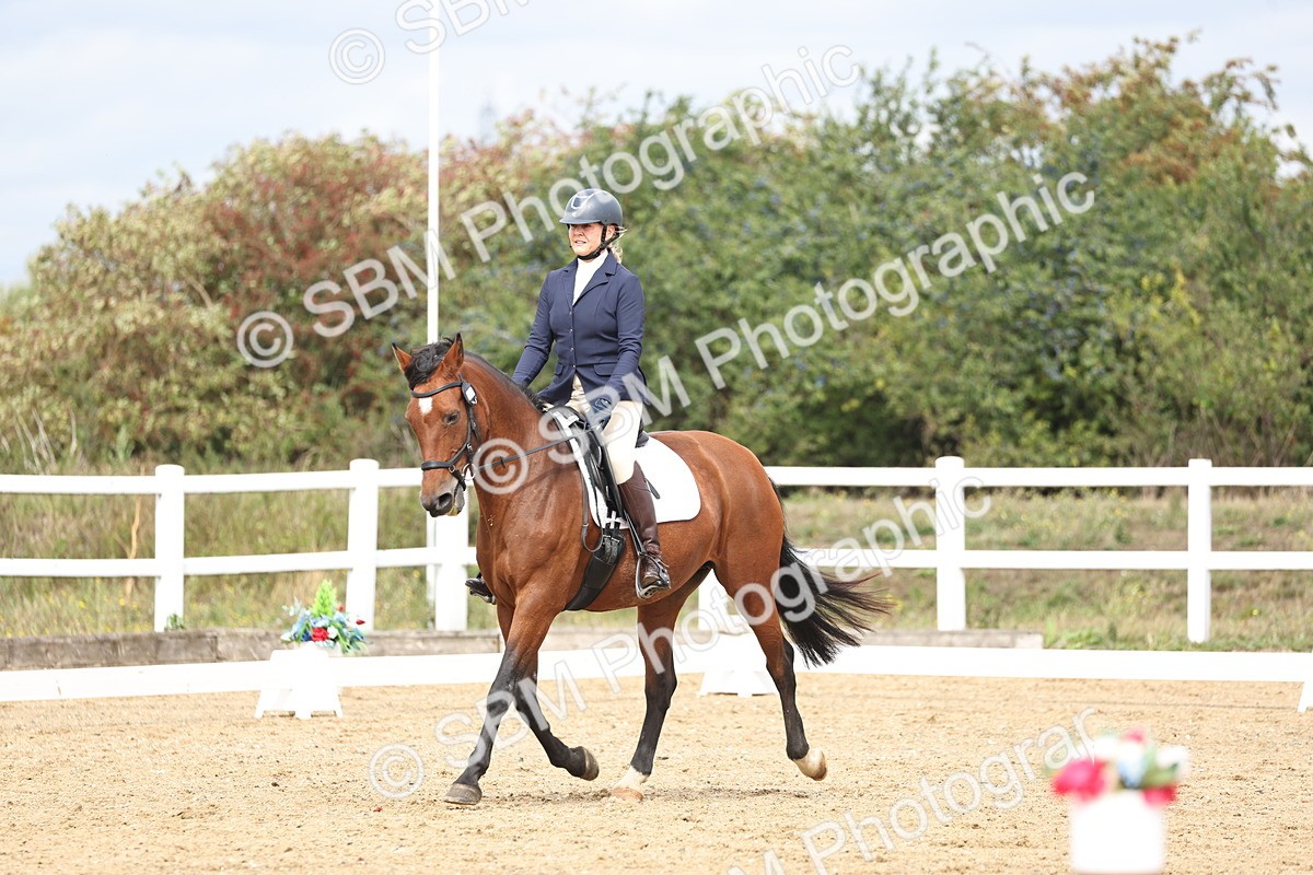 SBM_002562 - Class 7 - Novice 2 Warm Up