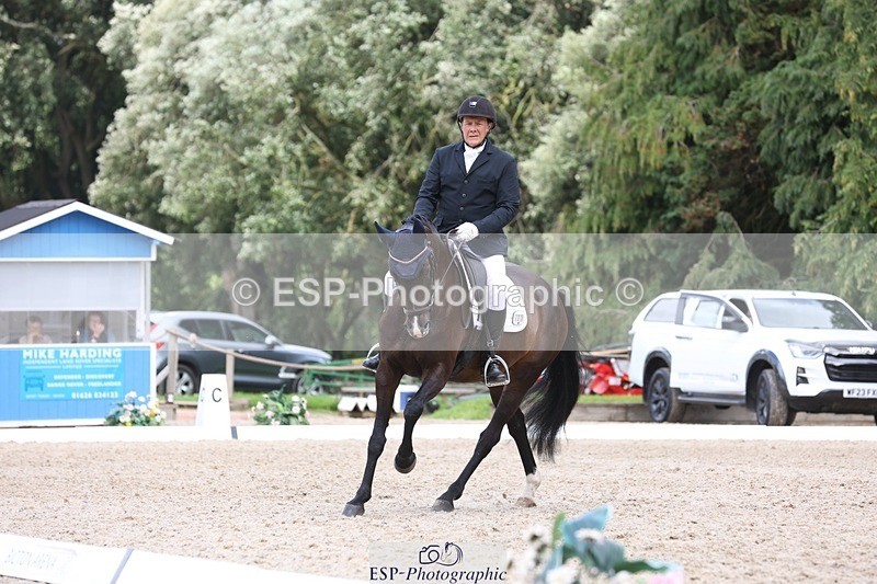 230812-140913-04396 - Cls 5 Novice Bronze 13.40 to 14.45 break