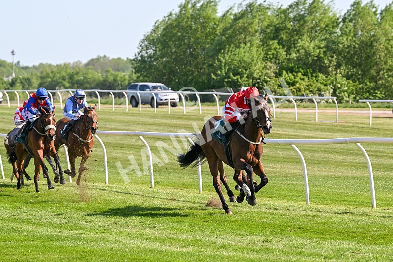 120525-Race 6-Made All-8925 - Race 6