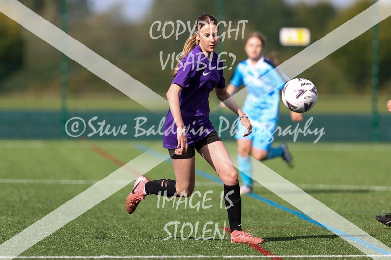 1DX30193 - 2025-09-13 FC Abbey Meads U17 Girls Purple V Cumnors U17 Girls