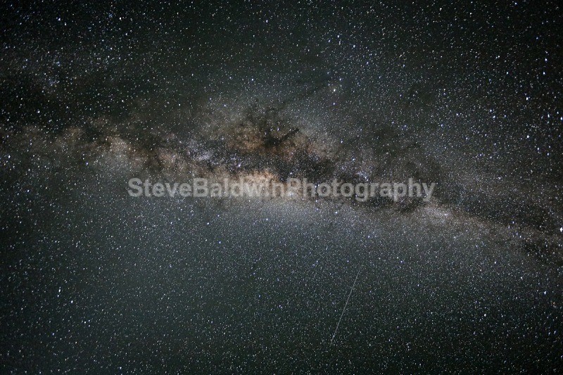 Milky Way and Meteor:25H - Heaven: Foreign Skies