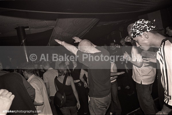 7 - Friends-&-Family @ the roadhouse 04.05.02
