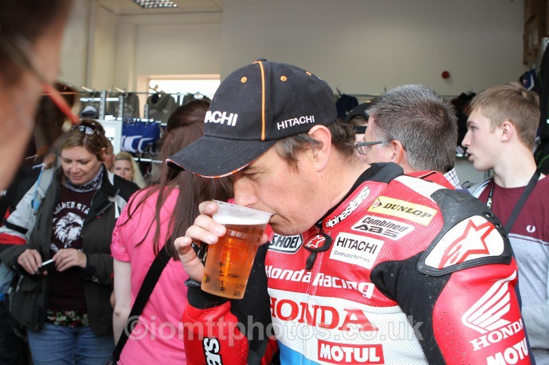 TT148751 - Senior TT Podium