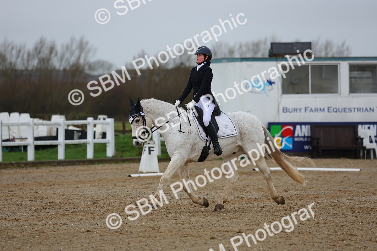 SBM_003103 - Class 6 - Novice 4