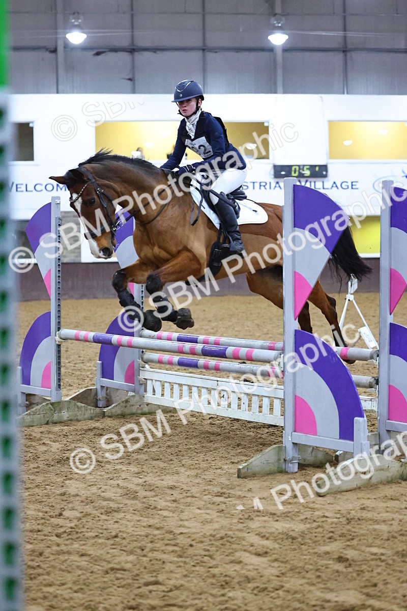 SBM_002757 - Class 6 - Holly & Ivy Stakes - 90cm