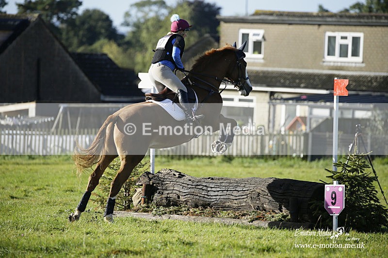  WWHT 031021 733 - WWEC Novice Restricted (0.80m) 18/10/20