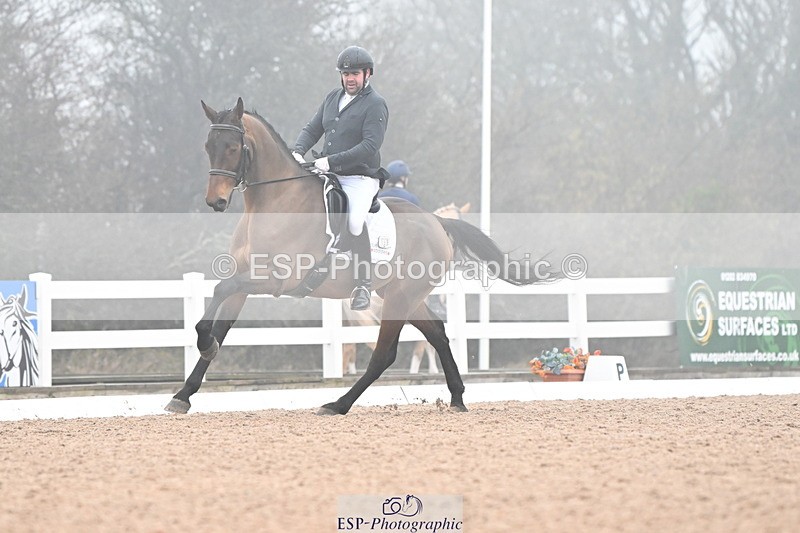 240217A-122718-02223 - 153-Robert.Trobridge-Orlando.T