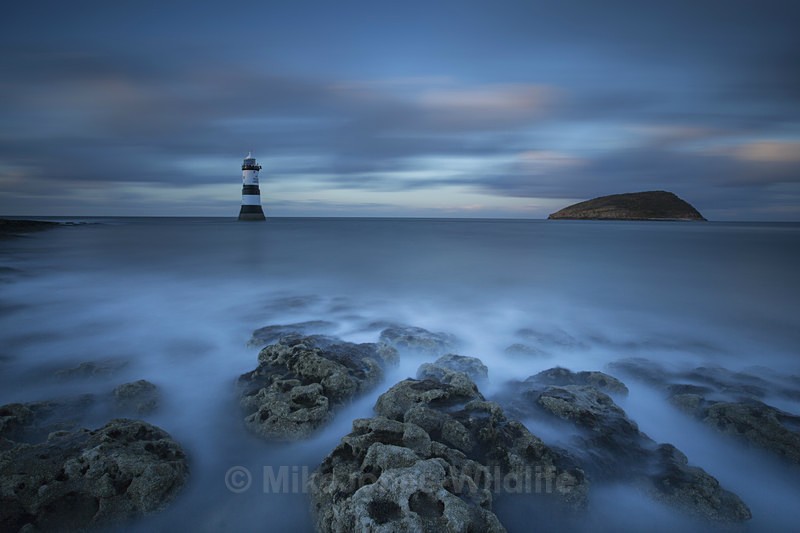 Trwyn Du Lighthouse on Anglesey, North Wales. - ANGLESEY @ NORTH WALES LANDSCAPE PHOTOGRAPHY
