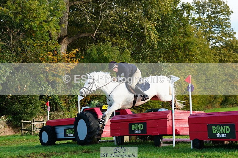 251025A-155038-21670 - G-576-Isabella.Worthington