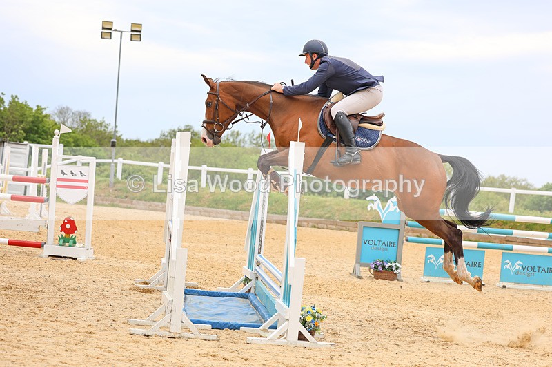 3E7A9536 - Class 9: Senior Foxhunter/1.20 open