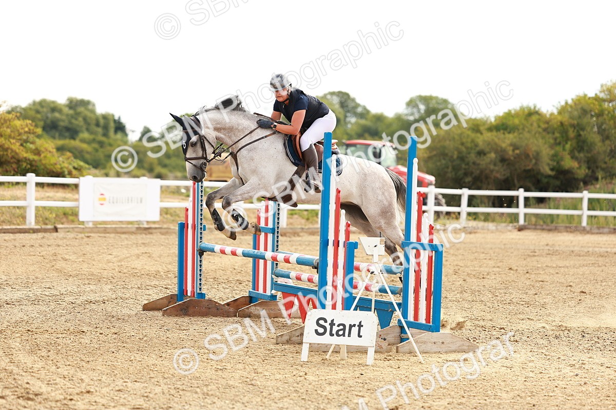SBM_001971 - Class 8 - Clear Round