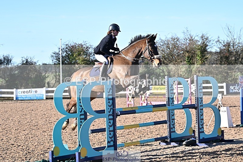 251203-115112-00376 - Cls 3 Snr 1.05m Open