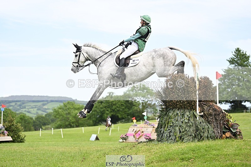 240525-145829-16645 - 208-KING_LOUIS-Mary_King