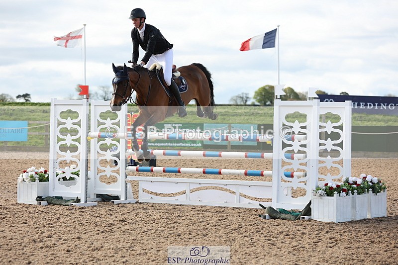 240419A-090959-05385 - Cls 22, 1 Star Gold Tour 1.30m