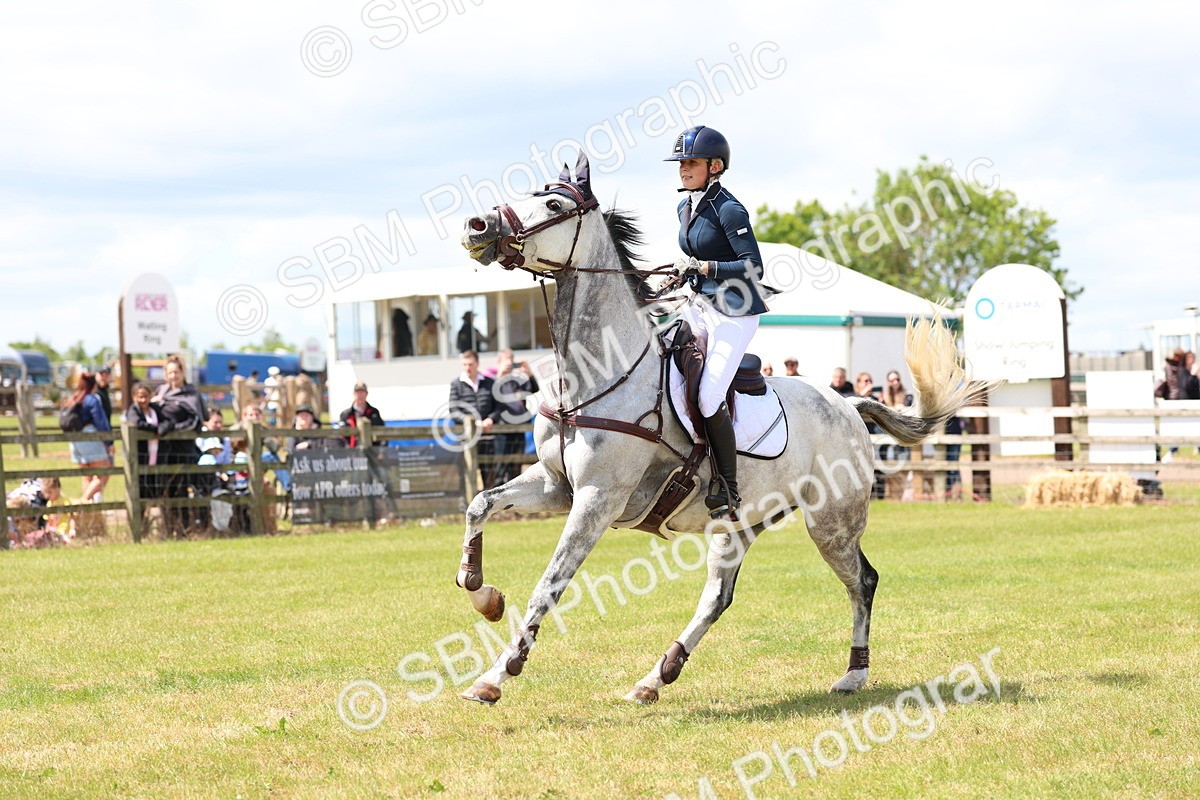 SBM_15534 - Class 207 - Senior 1.15m Open