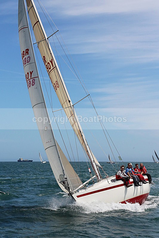 150627 GBR8690Y WT7A8637_I - ROUND THE ISLAND RACE - SATURDAY 27th JUNE 2015