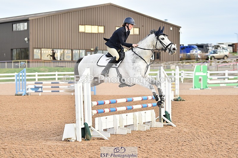 231122A-101148-00026 - Cls 1 British Novice & 90cm Open