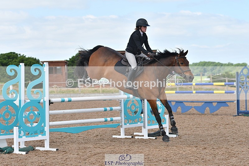 240609A-112902-04588 - Cls 17 Snr 1.05m Open