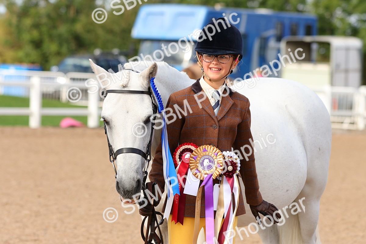 SBM_09268 - Class 204 - Young Handler