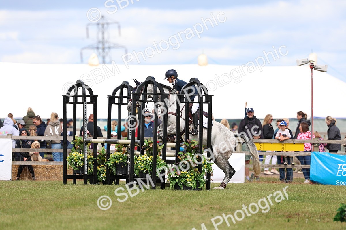 SBM_13654 - Class 206 - Senior Newcomers - 1.10m Open
