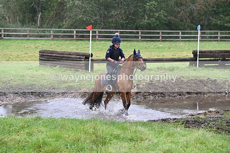 WJ6_9424 - Time at Photographer 14:46 to 14:57