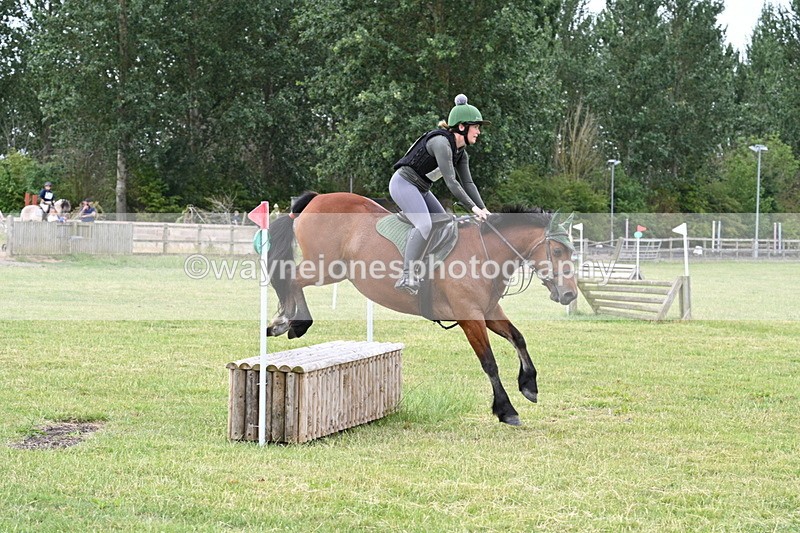 WJ7_4678 - 60cm XC Time 09:48 to 09:57