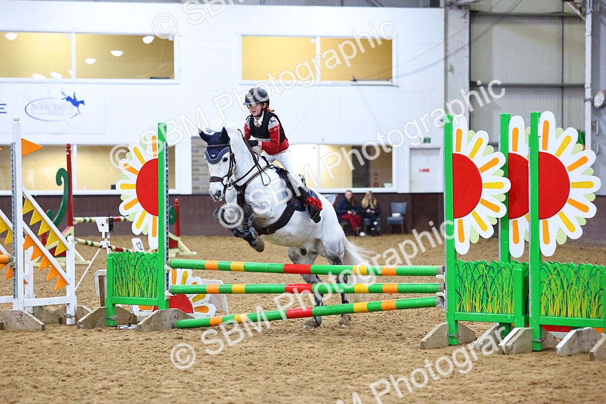 SBM_001789 - Class 4 - Festive Fences - 70cm