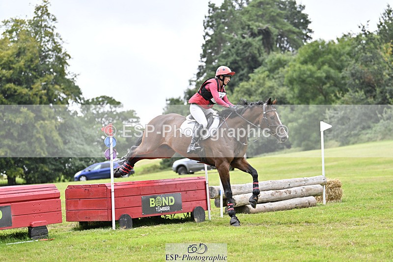 240825X-180204-38301 - 80cm XC 17.30 to End