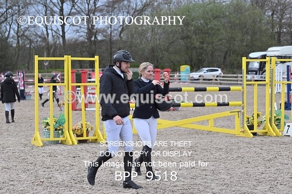 BPP_9518 - CLASS 6 Senior Foxhunter/ 1.20m Open