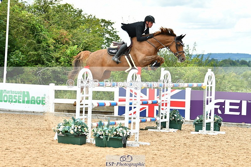 230721A-141637-06826 - Cls 22, 1 Star Gold 1.30m