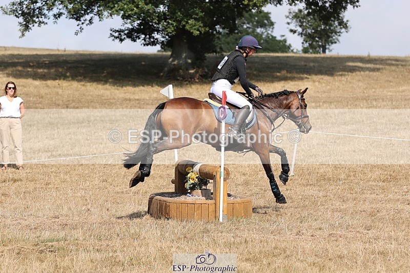 250824A-154518-39601 - 2113-Abbie.Smith-Courtways.Archer