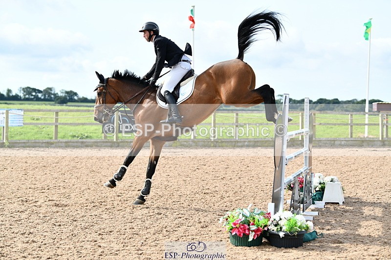 240915A-104505-09225 - Cls 26 National 1.30m Open