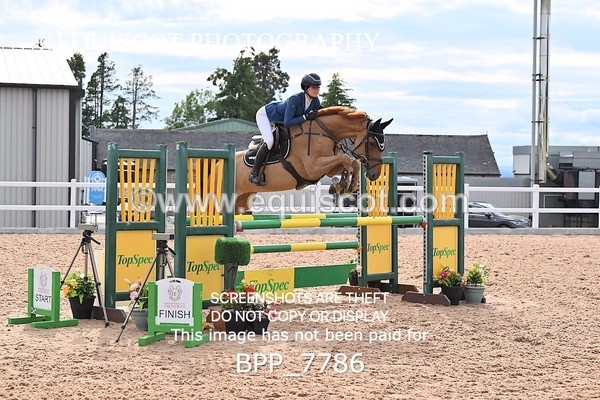 BPP_7786 - CLASS 16 FRI GFS Saddles Senior Newcomers/1.10m Open