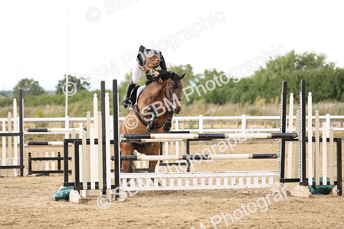 SBM_027008 - Class 13 - Senior Newcomers - 1.10m